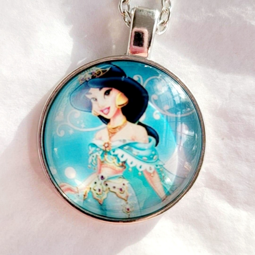 Princess Jasmine From Aladdin Necklace